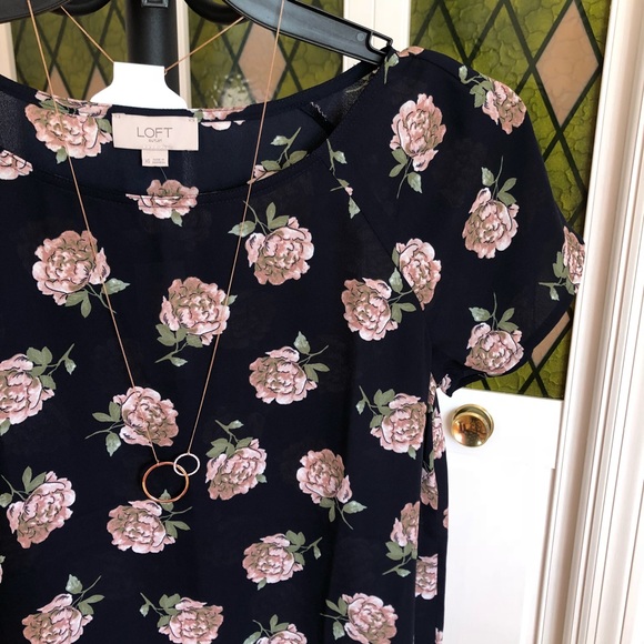 NWT Floral Blouse Outfit - Picture 2 of 5